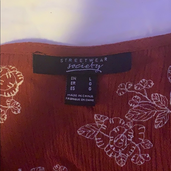 Deep brown/orange top with flare sleeves - Picture 2 of 2